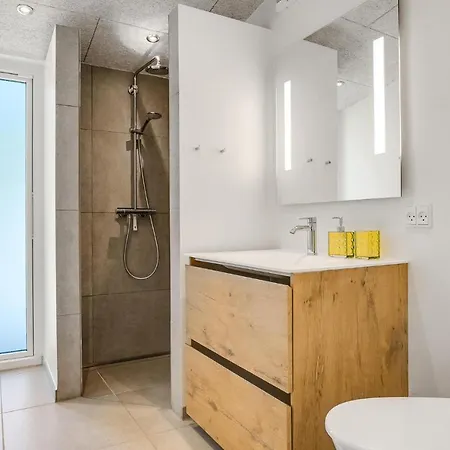 6 Bedroom Awesome In * Ebeltoft