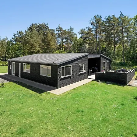 Σπίτι διακοπών 6 Bedroom Awesome In Ebeltoft