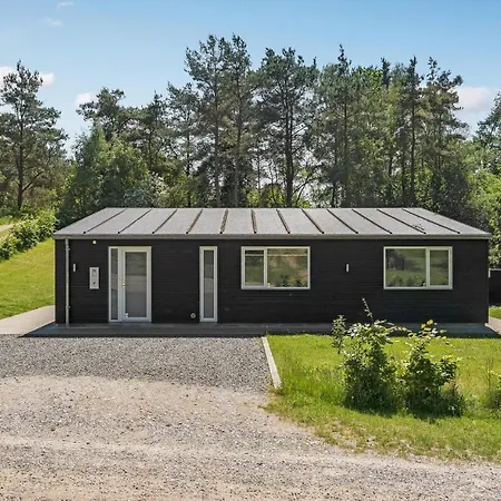 6 Bedroom Awesome In Σπίτι διακοπών *